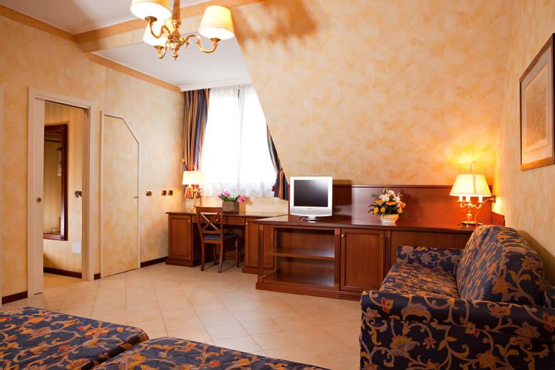 Unaway Hotel & Residence Linea Uno Milano المظهر الخارجي الصورة