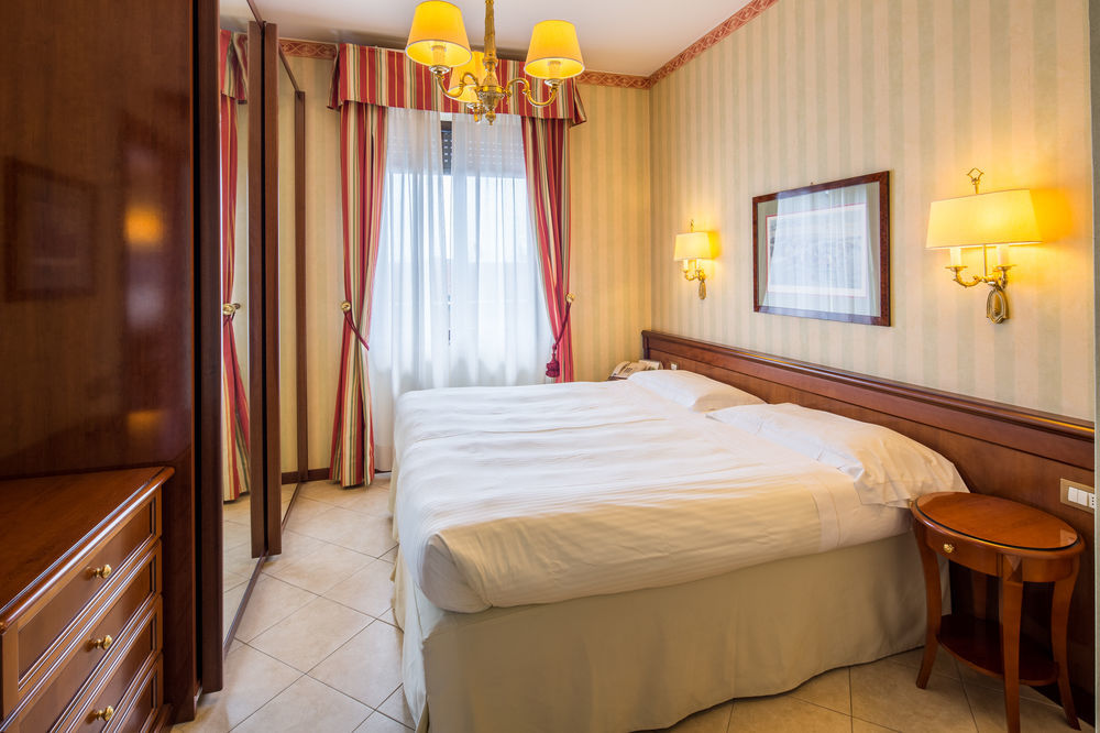 Unaway Hotel & Residence Linea Uno Milano المظهر الخارجي الصورة