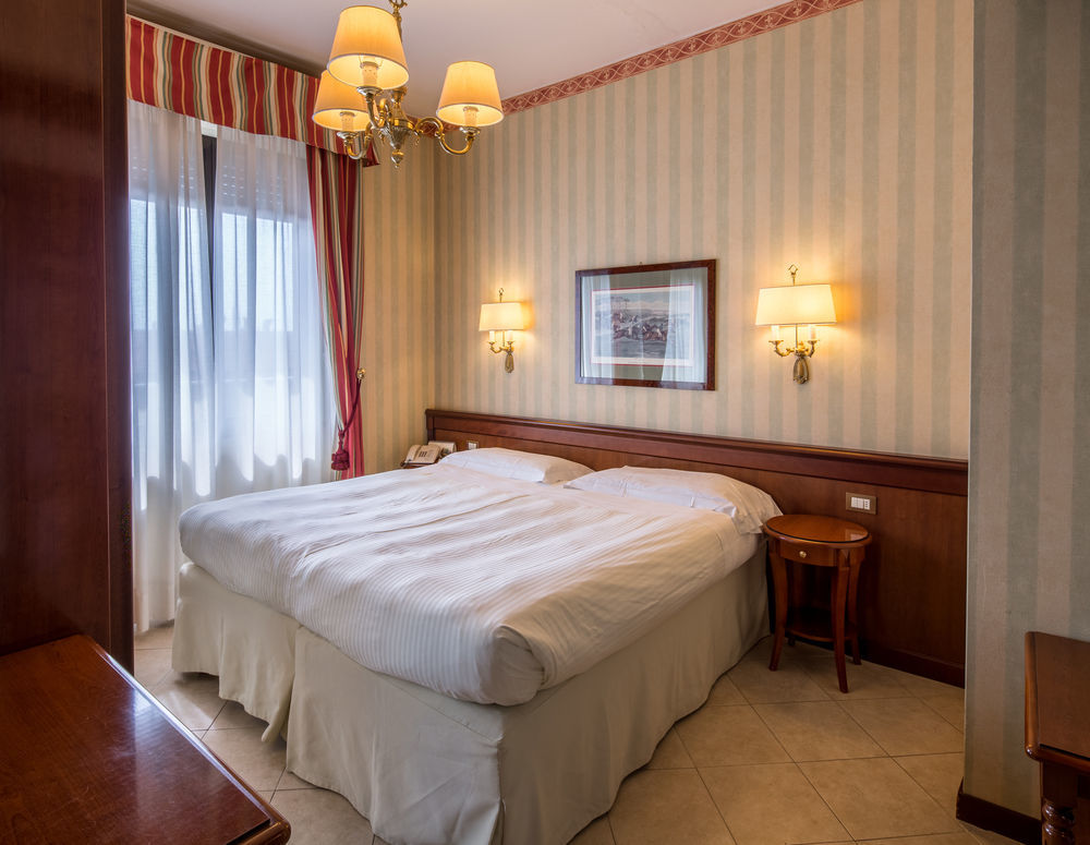 Unaway Hotel & Residence Linea Uno Milano المظهر الخارجي الصورة