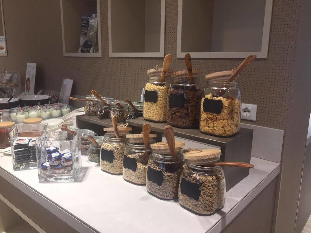 Unaway Hotel & Residence Linea Uno Milano المظهر الخارجي الصورة