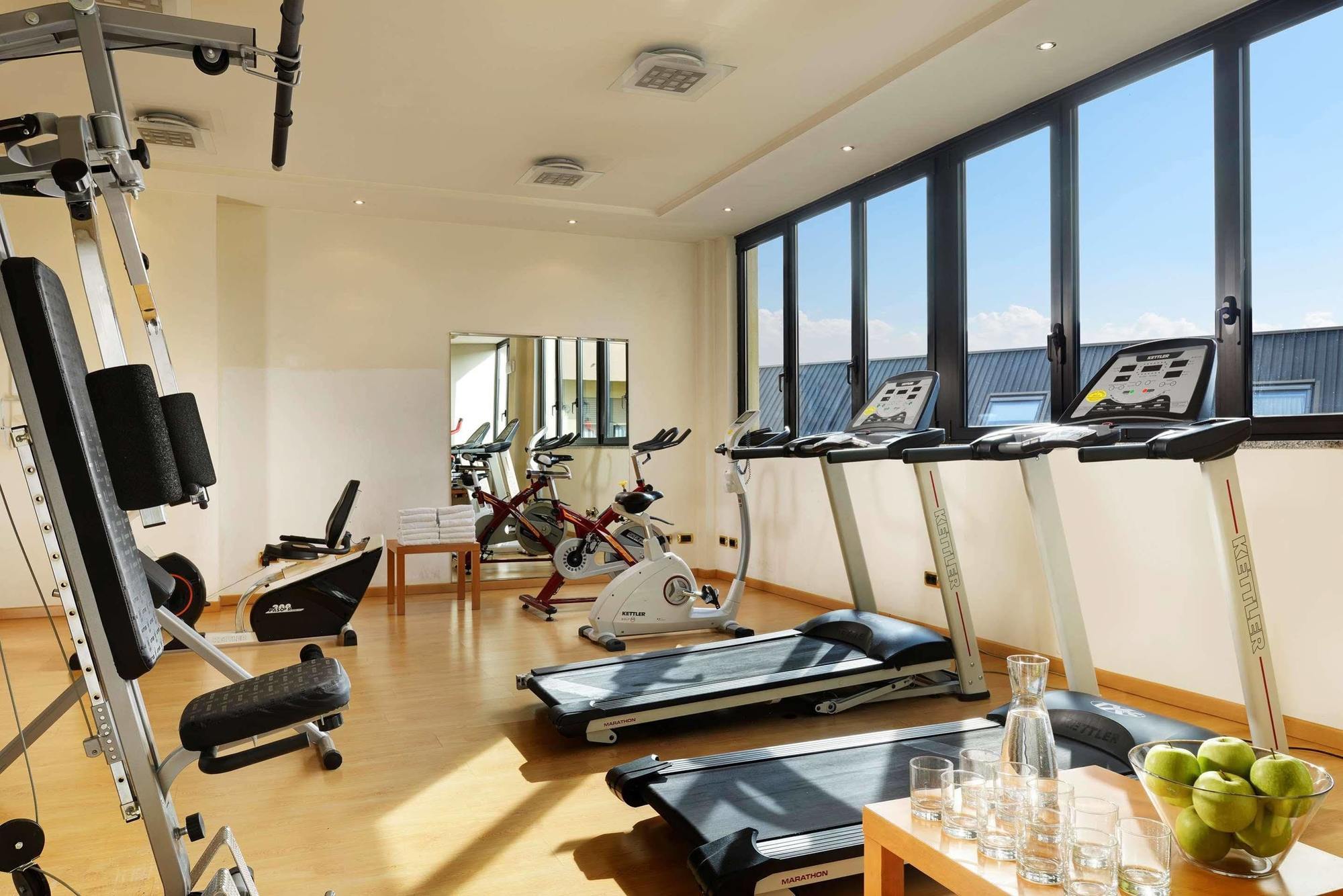 Unaway Hotel & Residence Linea Uno Milano المظهر الخارجي الصورة
