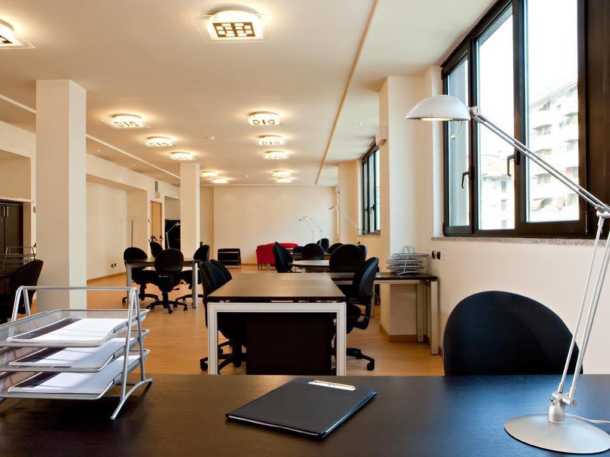Unaway Hotel & Residence Linea Uno Milano المظهر الخارجي الصورة