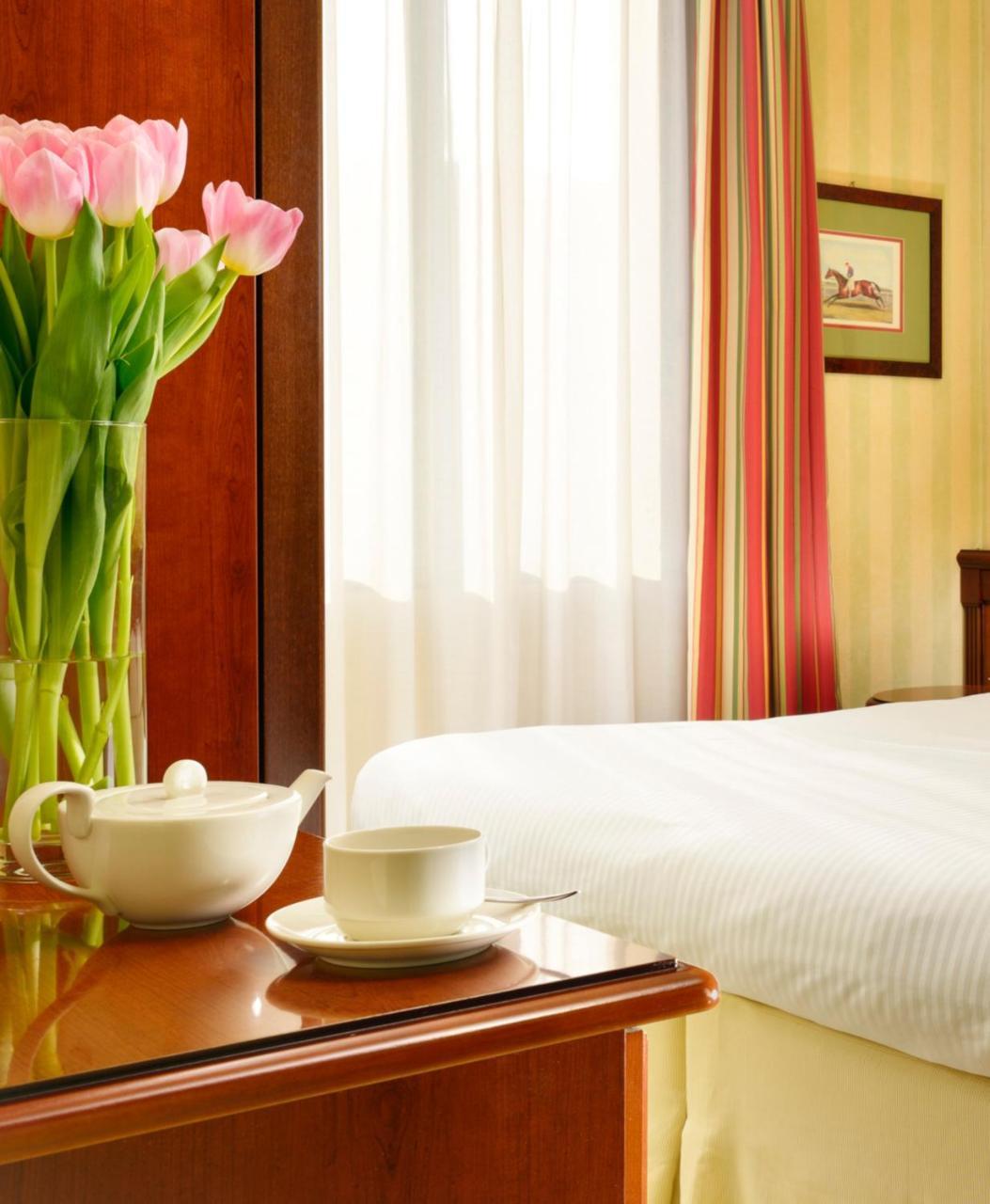 Unaway Hotel & Residence Linea Uno Milano المظهر الخارجي الصورة