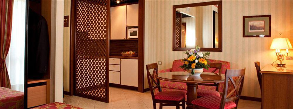 Unaway Hotel & Residence Linea Uno Milano المظهر الخارجي الصورة